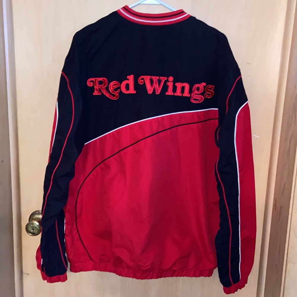 NHL Detroit Red Wings Red and Black Windbreaker Jacket - Picture 3 of 6